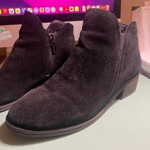 Blondo Waterproof Boot Size 9